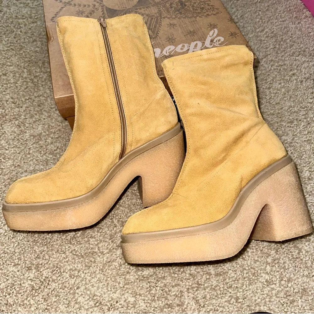 FREE PEOPLE Suede Platform Boots